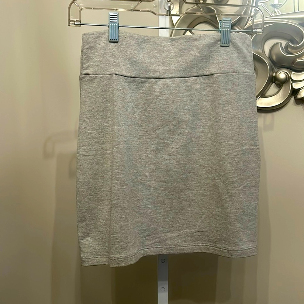Buttons Gray Knit Miniskirt